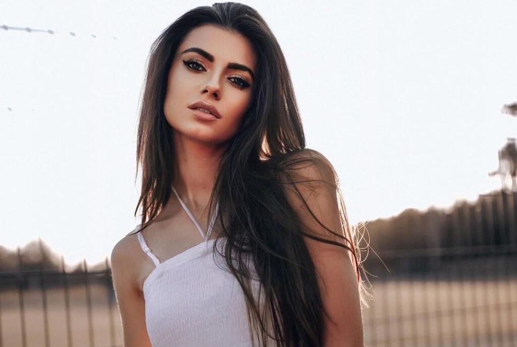 beautiful ukraine lady