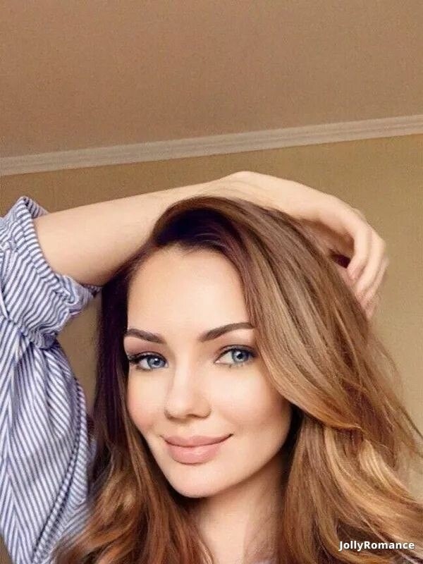 Anna Profile image 5